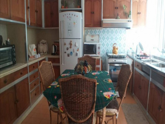 Imagem Casa com 3 Quartos à Venda, 218 m² em Chácara Das Pedras - Porto Alegre Imagem Casa com 3 Quartos à Venda, 218 m² em Chácara Das Pedras - Porto Alegre