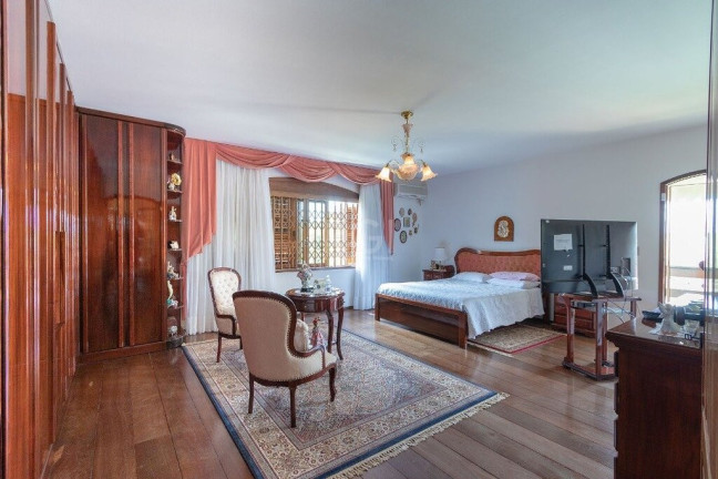 Imagem Casa com 4 Quartos à Venda, 725 m² em Vila Assunção - Porto Alegre