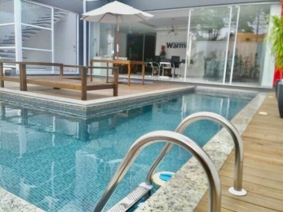 Imóvel Comercial à Venda, 165 m² em Bacacheri - Curitiba