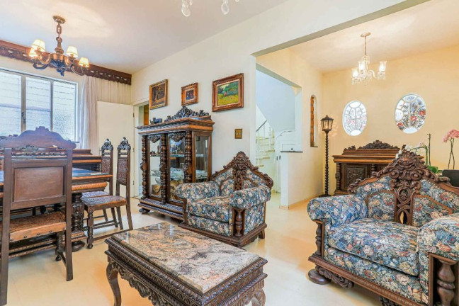 Imagem Casa com 6 Quartos à Venda, 210 m² em Aclimação - São Paulo Imagem Casa com 6 Quartos à Venda, 210 m² em Aclimação - São Paulo