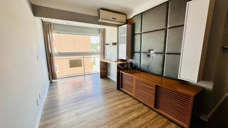 Imagem Apartamento com 2 Quartos à Venda, 68 m² em Municípios - Balneário Camboriú