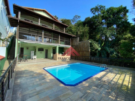 Imagem Casa com 3 Quartos à Venda, 450 m² em Sape - Niterói Imagem Casa com 3 Quartos à Venda, 450 m² em Sape - Niterói