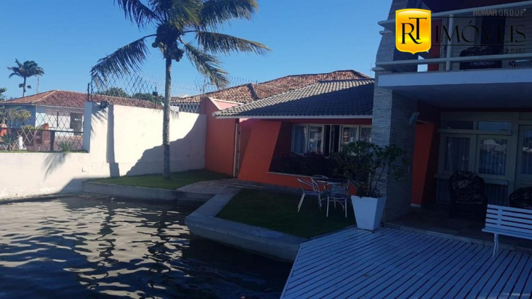 Imagem Casa com 6 Quartos à Venda, 2.090 m² em São Bento - Cabo Frio