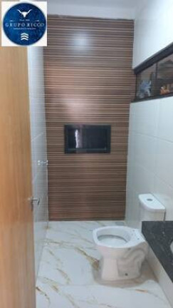 Imagem Casa com 3 Quartos à Venda, 127 m² em Goiânia Imagem Casa com 3 Quartos à Venda, 127 m² em Goiânia