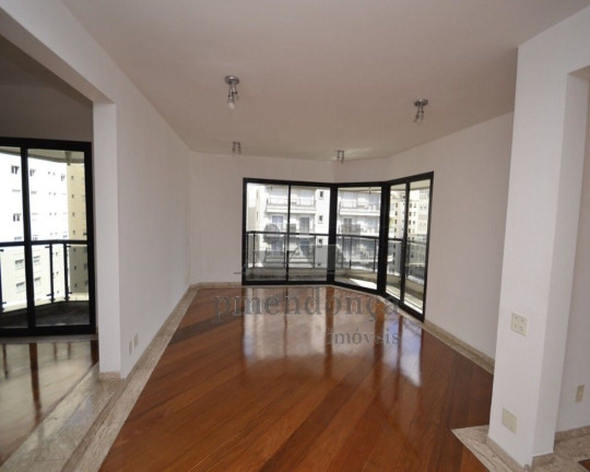 Apartamento com 3 Quartos à Venda, 197 m² em Higienópolis - São Paulo