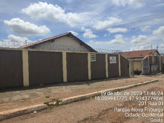 Casa com 2 Quartos à Venda, 122 m² em Mansoes Recreio Estr - Cidade Ocidental
