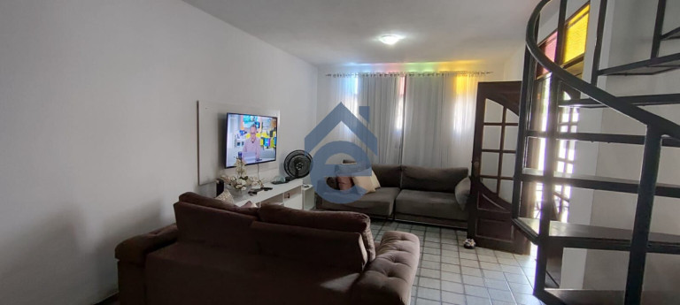 Imagem Casa com 4 Quartos à Venda, 240 m² em Jatiúca - Maceió Imagem Casa com 4 Quartos à Venda, 240 m² em Jatiúca - Maceió