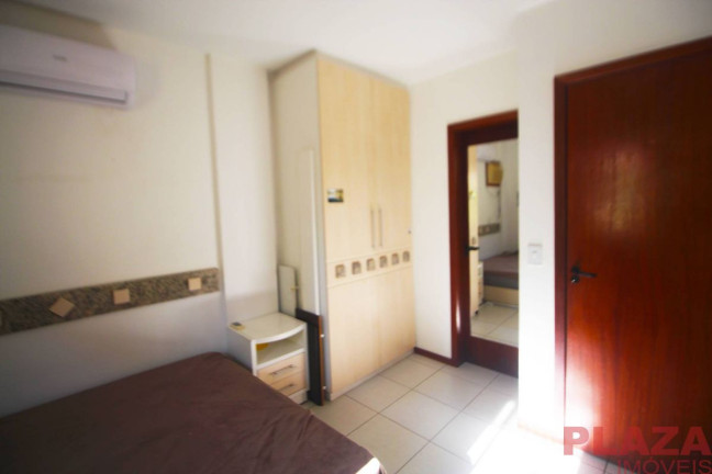 Imagem Apartamento com 3 Quartos à Venda, 100 m² em Centro - Balneário Camboriú Imagem Apartamento com 3 Quartos à Venda, 100 m² em Centro - Balneário Camboriú