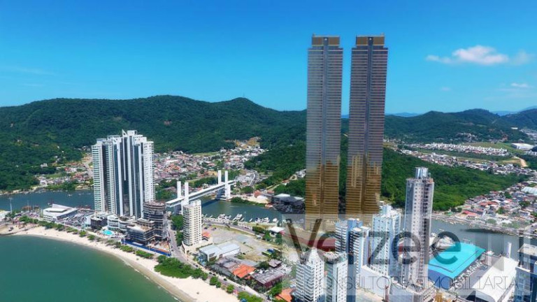 Apartamento com 4 Quartos à Venda, 265 m² em Centro - Balneário Camboriú