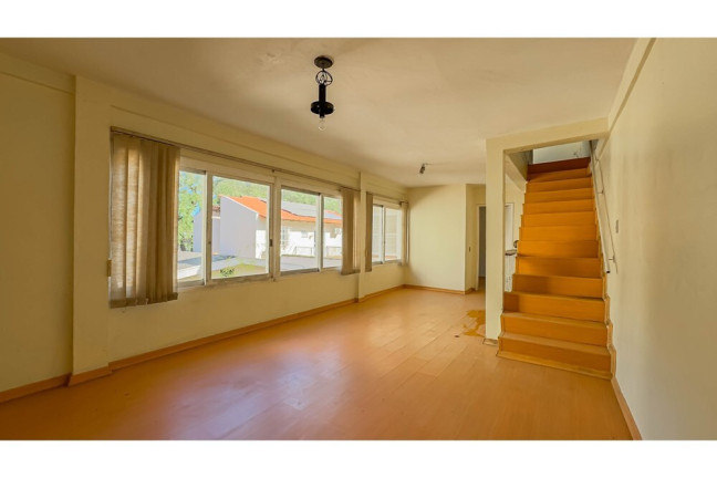 Imagem Casa com 4 Quartos à Venda, 245 m² em Petrópolis - Porto Alegre