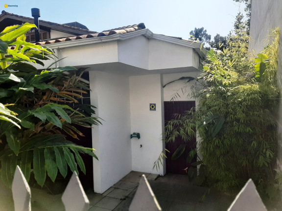 Casa com 6 Quartos à Venda, 391 m² em Carvoeira - Florianópolis