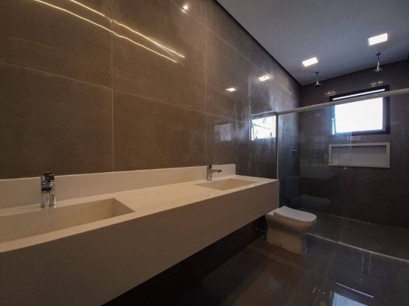Imagem Casa com 3 Quartos à Venda, 330 m² em Alphaville 3 - Santana De Parnaíba Imagem Casa com 3 Quartos à Venda, 330 m² em Alphaville 3 - Santana De Parnaíba