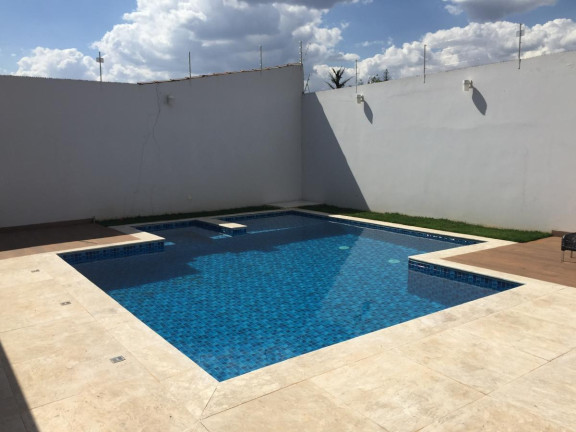 Imagem Casa com 3 Quartos à Venda, 330 m² em Jardim Botanico - Avaré