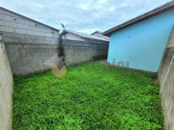 Imagem Casa com 2 Quartos à Venda, 57 m²