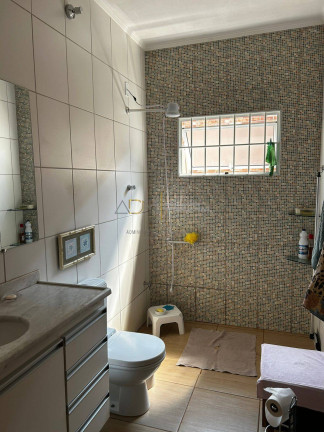 Imagem Casa com 3 Quartos à Venda, 343 m² em Centro - Botucatu Imagem Casa com 3 Quartos à Venda, 343 m² em Centro - Botucatu