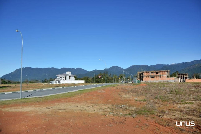 Terreno à Venda, 1.589 m² em Centro - Santo Amaro Da Imperatriz