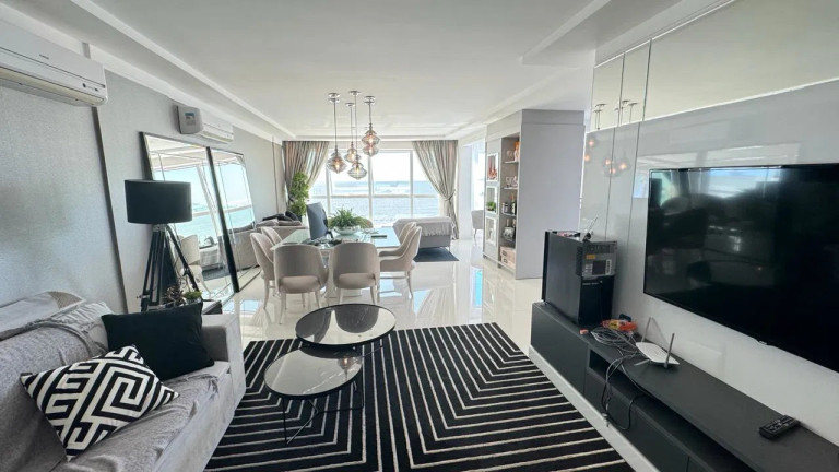 Imagem Apartamento com 4 Quartos à Venda, 185 m² em Meia Praia - Itapema Imagem Apartamento com 4 Quartos à Venda, 185 m² em Meia Praia - Itapema
