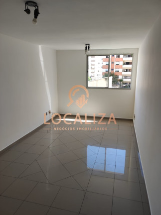 Imóvel com 3 Quartos à Venda, 60 m² em Vila Adyana - São José Dos Campos