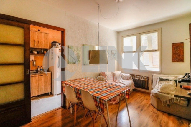 Imagem Apartamento com 3 Quartos à Venda, 63 m² em Petrópolis - Porto Alegre Imagem Apartamento com 3 Quartos à Venda, 63 m² em Petrópolis - Porto Alegre