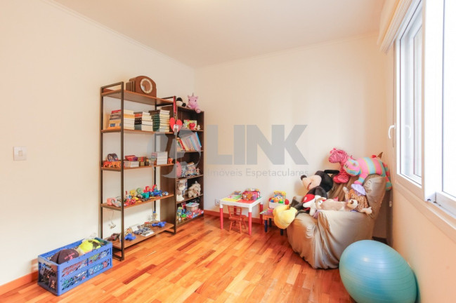 Imagem Apartamento com 3 Quartos à Venda, 133 m² em Independência - Porto Alegre Imagem Apartamento com 3 Quartos à Venda, 133 m² em Independência - Porto Alegre