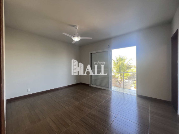 Imagem Casa com 3 Quartos à Venda, 240 m² em Centro - Bady Bassitt