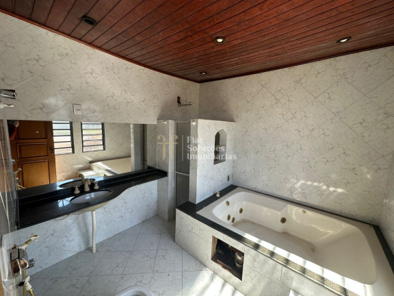 Imagem Sobrado com 5 Quartos à Venda, 630 m² em Centro - Chapada Dos Guimarães Imagem Sobrado com 5 Quartos à Venda, 630 m² em Centro - Chapada Dos Guimarães