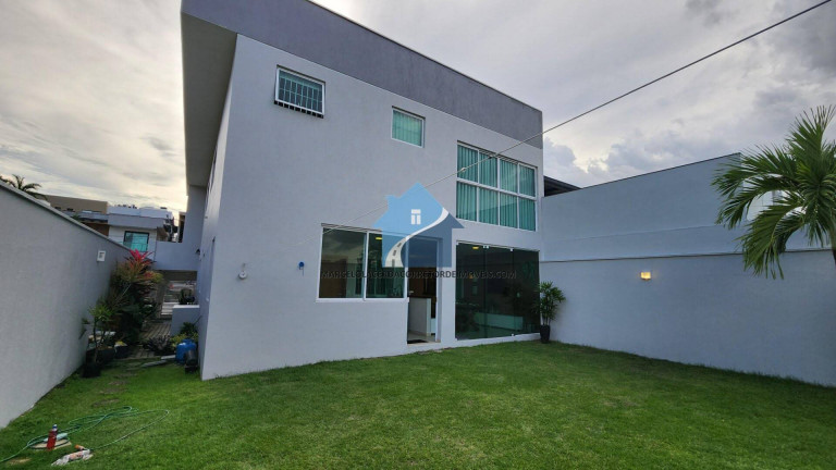 Imagem Casa com 4 Quartos à Venda, 306 m² em Chapada - Manaus Imagem Casa com 4 Quartos à Venda, 306 m² em Chapada - Manaus