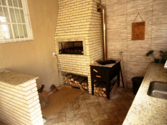 Imagem Casa com 3 Quartos à Venda, 199 m² em Jardim Itu - Porto Alegre Imagem Casa com 3 Quartos à Venda, 199 m² em Jardim Itu - Porto Alegre