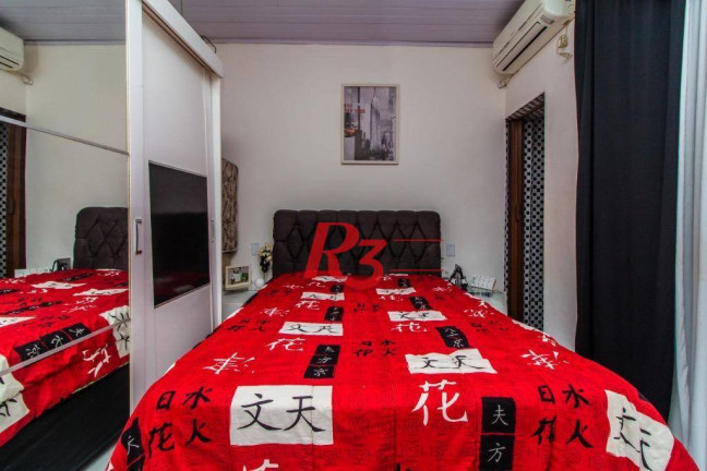 Imagem Casa com 2 Quartos à Venda, 180 m² em Marapé - Santos