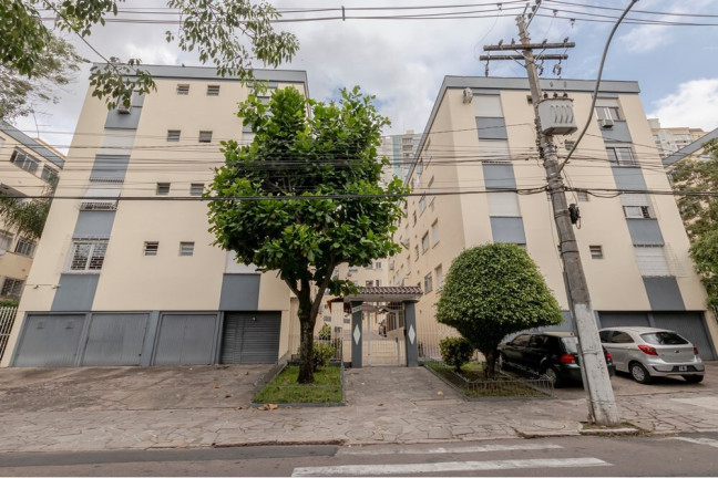 Imagem Imóvel com 1 Quarto à Venda, 31 m² em Passo Da Areia - Porto Alegre