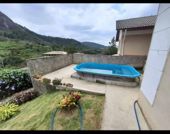 Imagem Casa com 2 Quartos à Venda,  em Amparo - Nova Friburgo