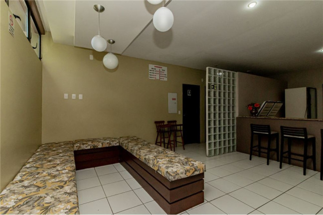 Imagem Imóvel com 2 Quartos à Venda, em Jardim Itu - Porto Alegre Imagem Imóvel com 2 Quartos à Venda, em Jardim Itu - Porto Alegre