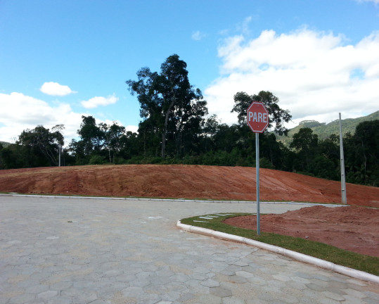 Imagem Terreno à Venda, 402 m² em Primeiro De Maio - Brusque Imagem Terreno à Venda, 402 m² em Primeiro De Maio - Brusque