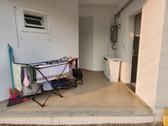 Imagem Casa com 6 Quartos à Venda, 317 m² em Dom Bosco - Itajaí