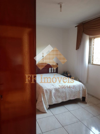 Imagem Casa com 2 Quartos à Venda, 495 m² em Jardim Das Torres Prolongamento - São Carlos