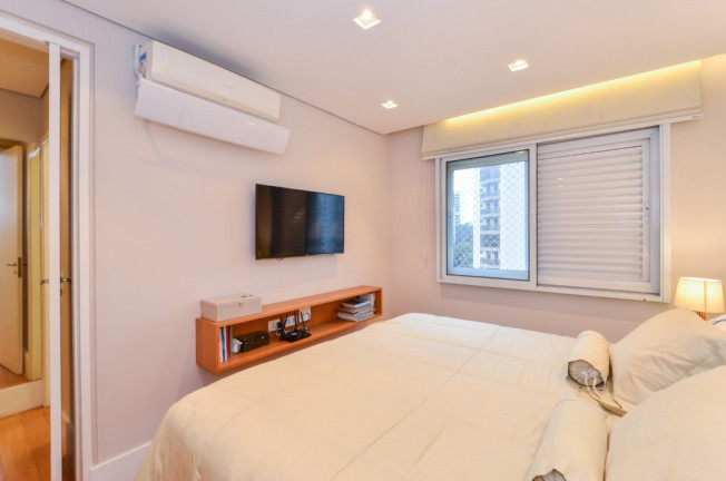 Imagem Apartamento com 3 Quartos à Venda, 155 m² em Campo Belo - São Paulo