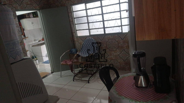 Imagem Casa com 4 Quartos à Venda, 150 m² em Jardim Imagawa - Londrina Imagem Casa com 4 Quartos à Venda, 150 m² em Jardim Imagawa - Londrina