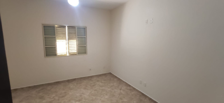 Imagem Casa com 3 Quartos à Venda, 180 m² em Jardim Satélite - São José Dos Campos