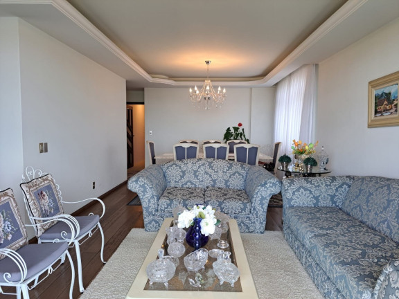 Imagem Apartamento com 4 Quartos à Venda, 293 m² em Agronômica - Florianópolis