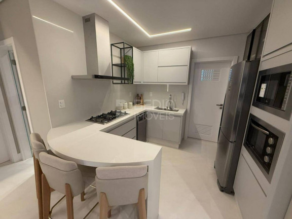 Imagem Apartamento com 4 Quartos à Venda, 132 m² em Centro - Balneário Camboriú Imagem Apartamento com 4 Quartos à Venda, 132 m² em Centro - Balneário Camboriú