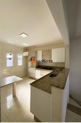 Imagem Casa com 3 Quartos à Venda, 250 m² em Jardim Das Hortênsias - Poços De Caldas Imagem Casa com 3 Quartos à Venda, 250 m² em Jardim Das Hortênsias - Poços De Caldas