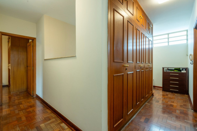 Imagem Casa com 4 Quartos à Venda, 375 m² em Moema - São Paulo
