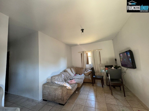 Imagem Casa com 3 Quartos à Venda, 282 m² em Setor Faiçalville - Goiânia Imagem Casa com 3 Quartos à Venda, 282 m² em Setor Faiçalville - Goiânia