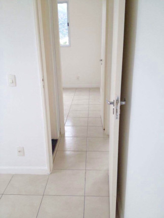 Imagem Imóvel com 2 Quartos à Venda, 50 m² em Camorim - Rio De Janeiro Imagem Imóvel com 2 Quartos à Venda, 50 m² em Camorim - Rio De Janeiro