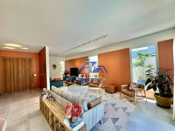 Imagem Casa com 4 Quartos à Venda, 345 m² em Granja Viana - Carapicuíba