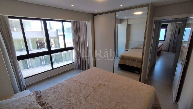 Imagem Apartamento com 3 Quartos para Alugar, 131 m² em Centro - Balneário Camboriú Imagem Apartamento com 3 Quartos para Alugar, 131 m² em Centro - Balneário Camboriú