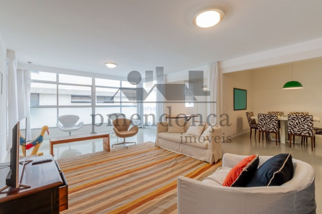 Apartamento com 3 Quartos à Venda, 176 m² em Cerqueira César - São Paulo