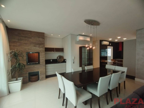 Imagem Apartamento com 3 Quartos para Alugar, 125 m² em Pioneiros - Balneário Camboriú Imagem Apartamento com 3 Quartos para Alugar, 125 m² em Pioneiros - Balneário Camboriú