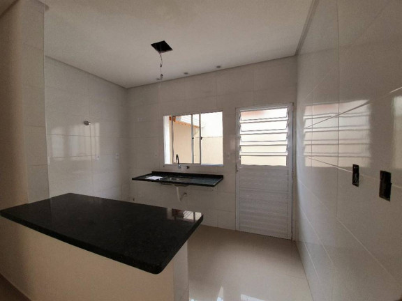 Imagem Casa com 2 Quartos à Venda, 40 m² em Caicara - Praia Grande