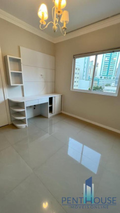 Imagem Apartamento com 3 Quartos à Venda, 122 m² em Centro - Balneário Camboriú Imagem Apartamento com 3 Quartos à Venda, 122 m² em Centro - Balneário Camboriú